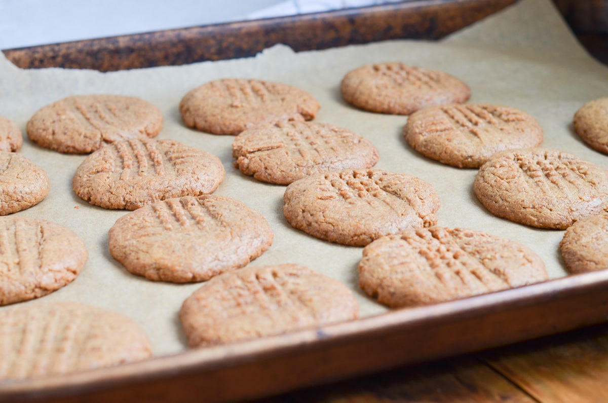 peanut butter cookies on baking sheet.