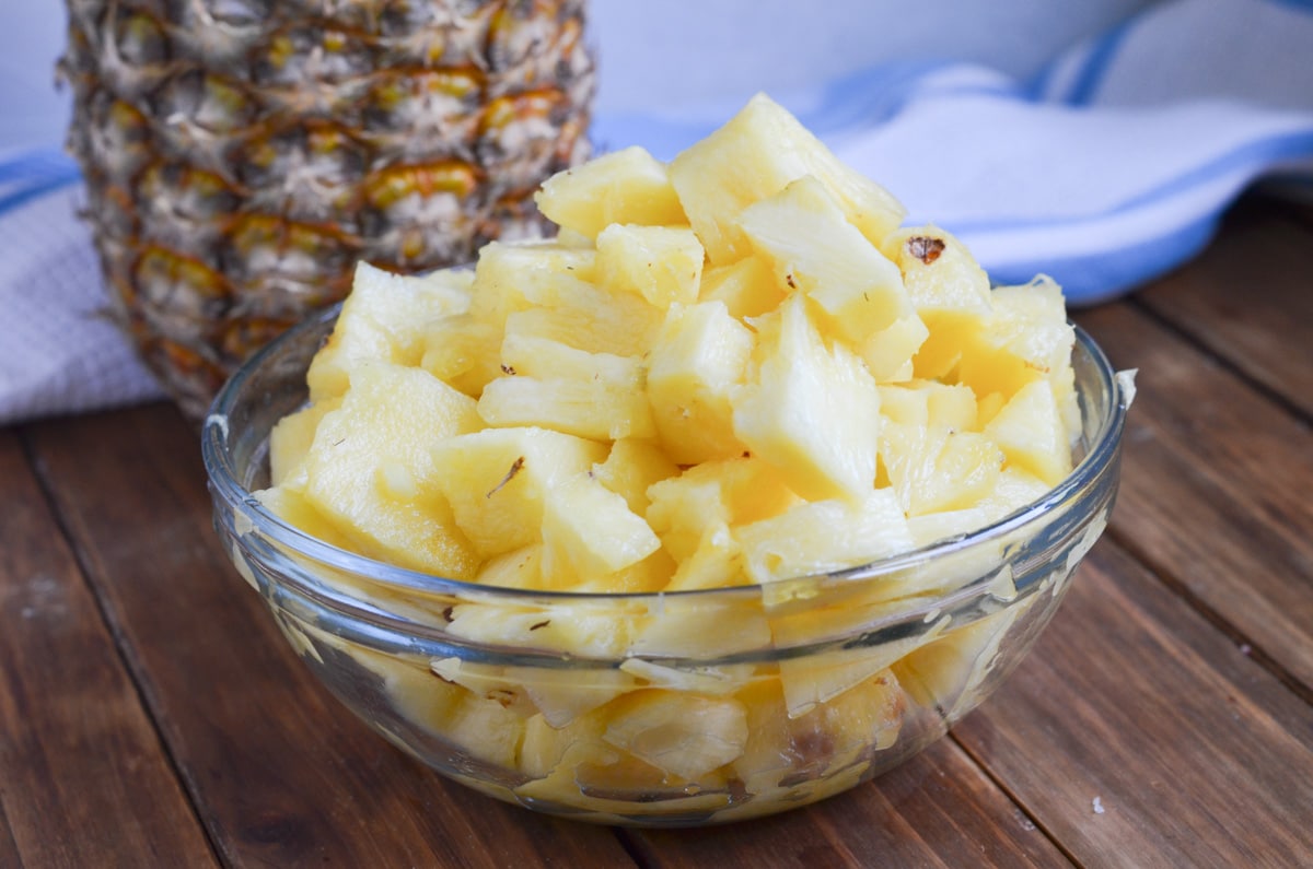 pineapples chunks in a bowl.